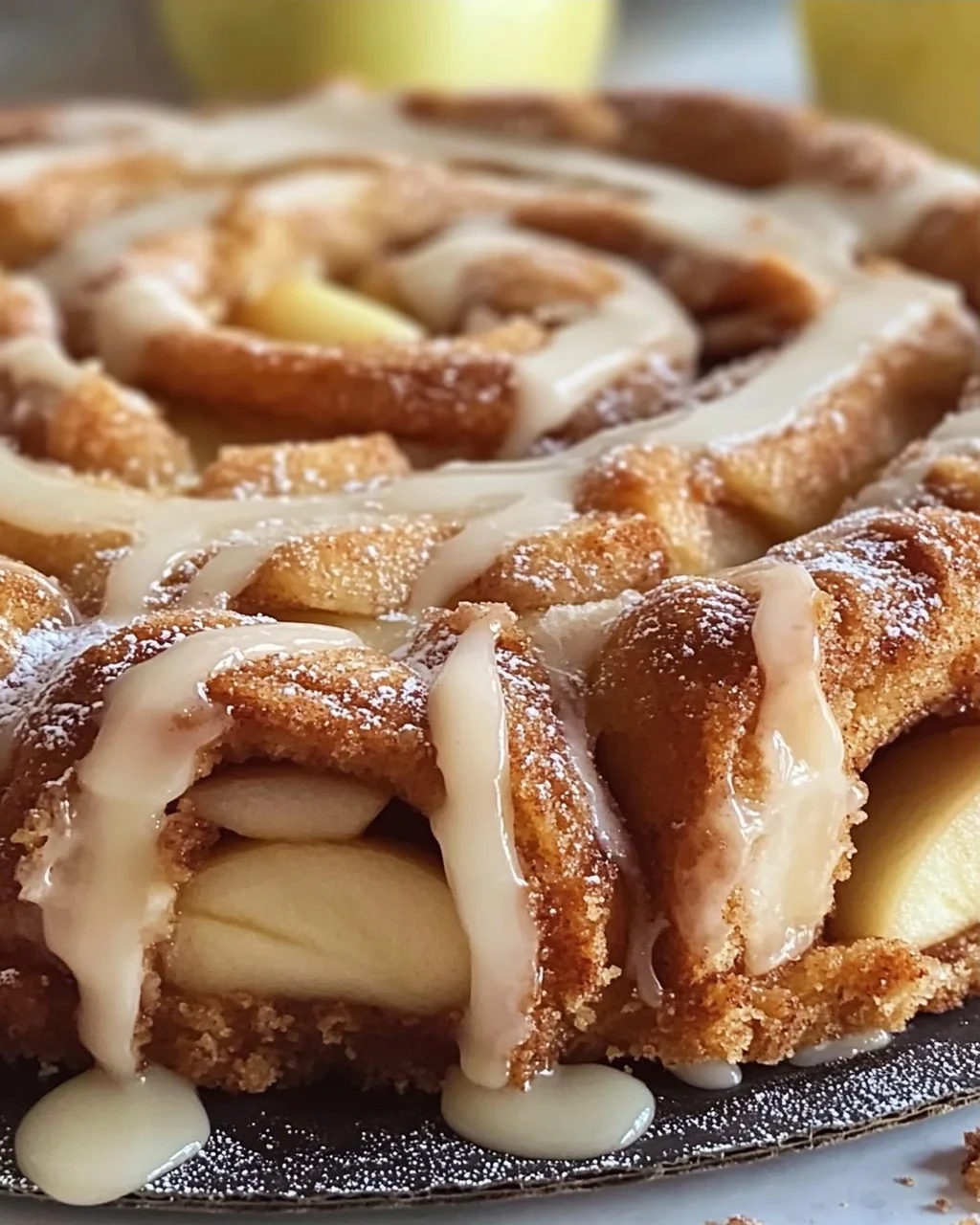 Der Beste Zimtschnecken-Apfelkuchen – süß & voller Erinnerungen